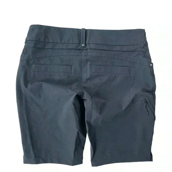 Lole Casual Shorts Women's Black Two Snap Buttons Pocketed Flat Front Size 10 - Picture 2 of 9